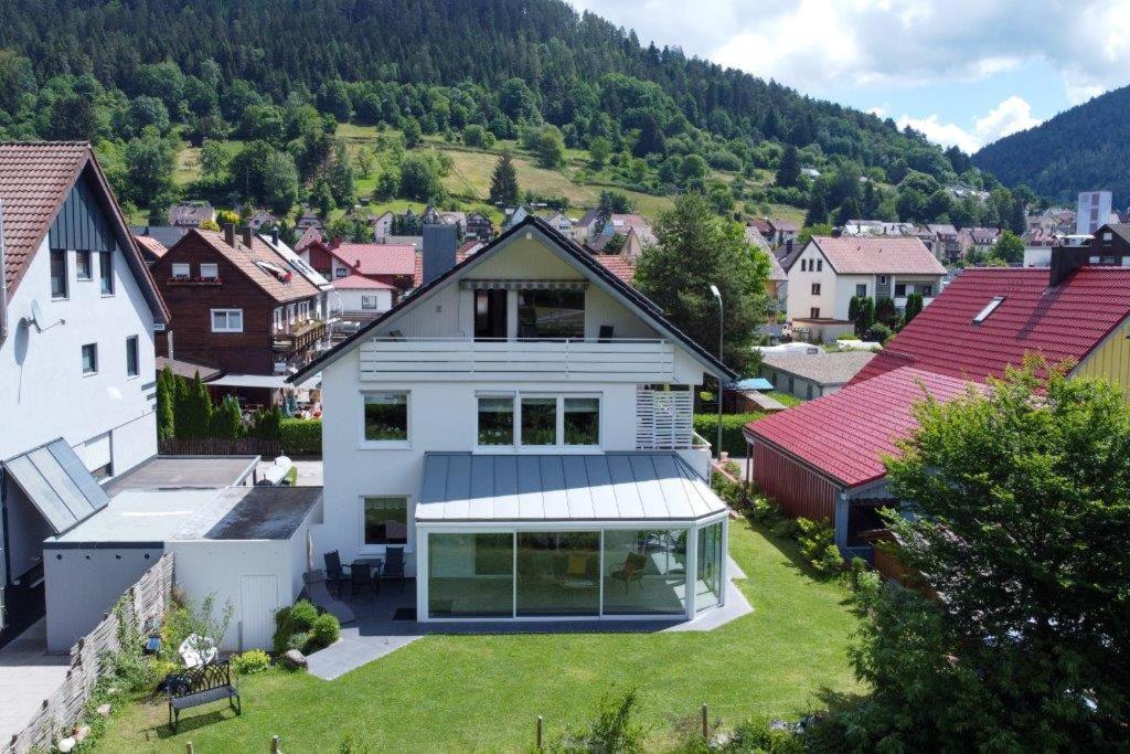 Ferienwohnung Am Enzufer Mit Balkon In Bad Wildbad Im Schwarzwald Zewnętrze zdjęcie
